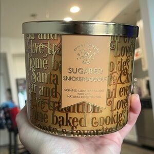 Bath & Body Works Sugared Snickerdoodle Candle - Gold